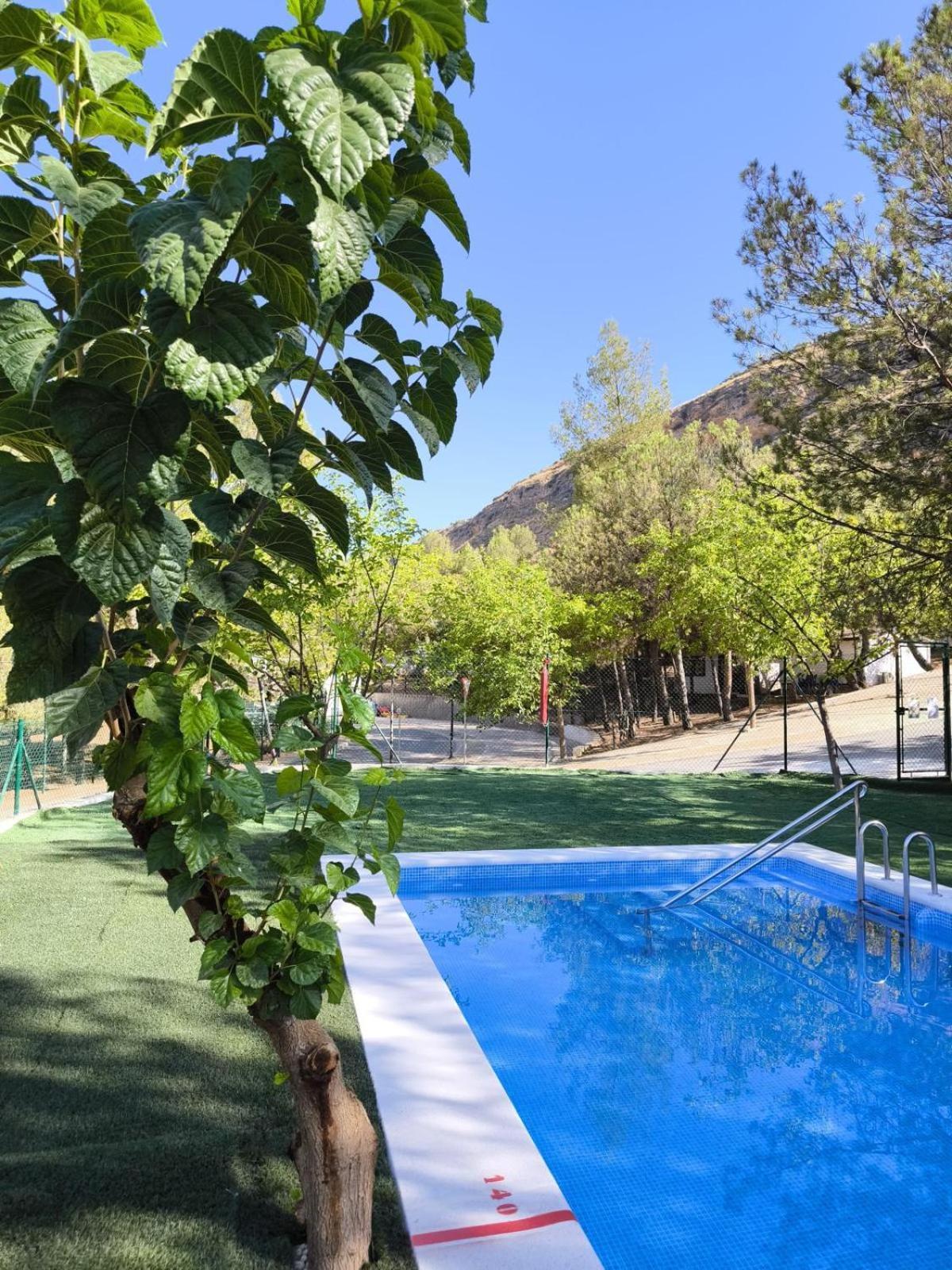 Centro De Ocio Alua Casa Rural Iznajar Lago De Andalucia Exteriör bild