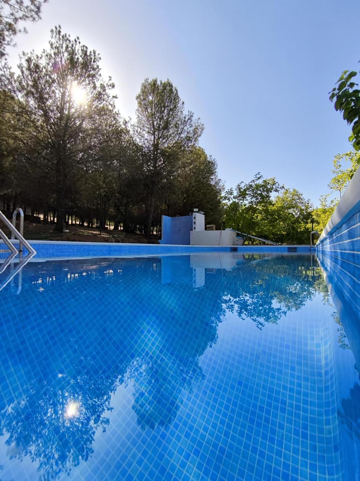 Centro De Ocio Alua Casa Rural Iznajar Lago De Andalucia Exteriör bild