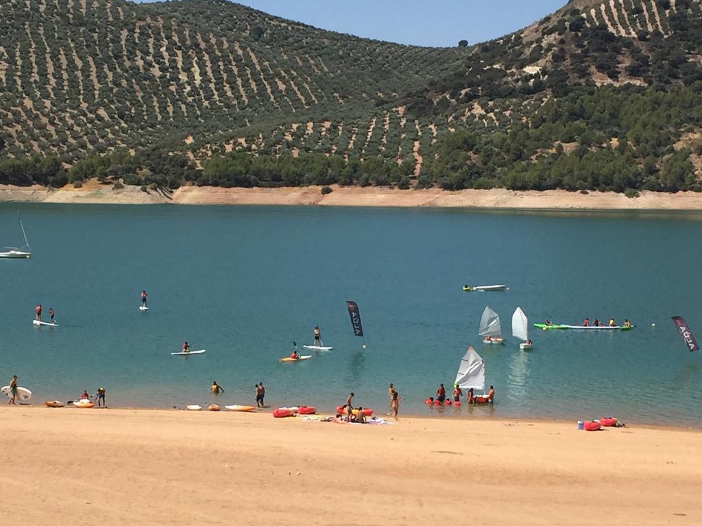Centro De Ocio Alua Casa Rural Iznajar Lago De Andalucia Exteriör bild